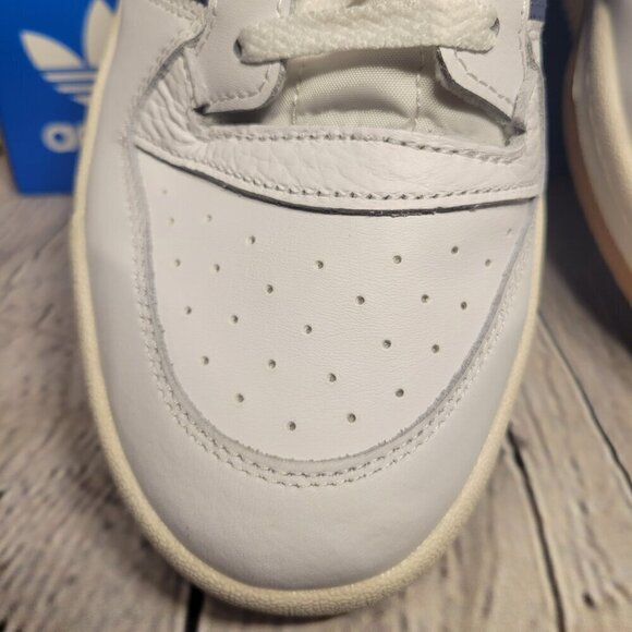 Adidas Forum Low CL Shoes - Picture 8 of 12